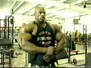 Ronnie Coleman poses in the gym