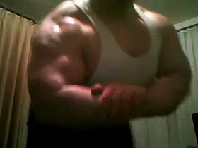 MASSIX - Big Shirted Biceps