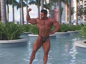 Mark Alvisi: Flexing in the Water