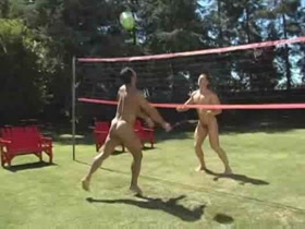 Muscle Volleyball