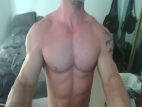 SEXY MUSCLE CAM ! 1