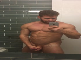 muscle selfy