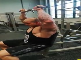 Michal Krizanek works out triceps