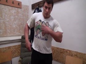 Livemuscle Young Bodybuilder Lev Danovitz Gym Locker Posing