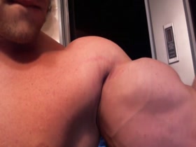 Bodybuilder Shower Webcam- Watch Part 2 on GayBoysCam.com