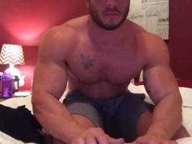 Hot Muscle cam