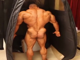 Muscle Monster Naked Tan