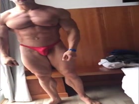 Somehow Muscle Guys Posing in Hotel Rooms always seem sexier