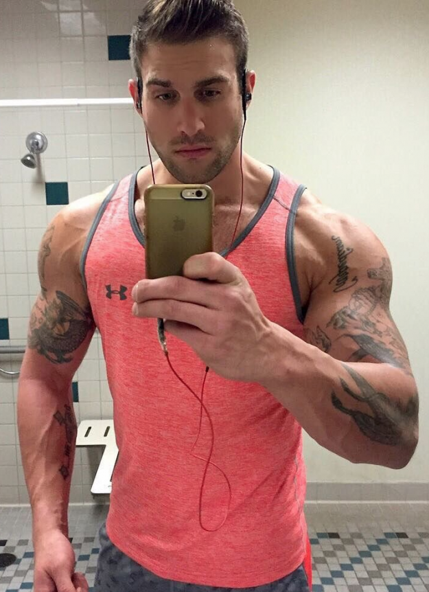 Muscle Selfie