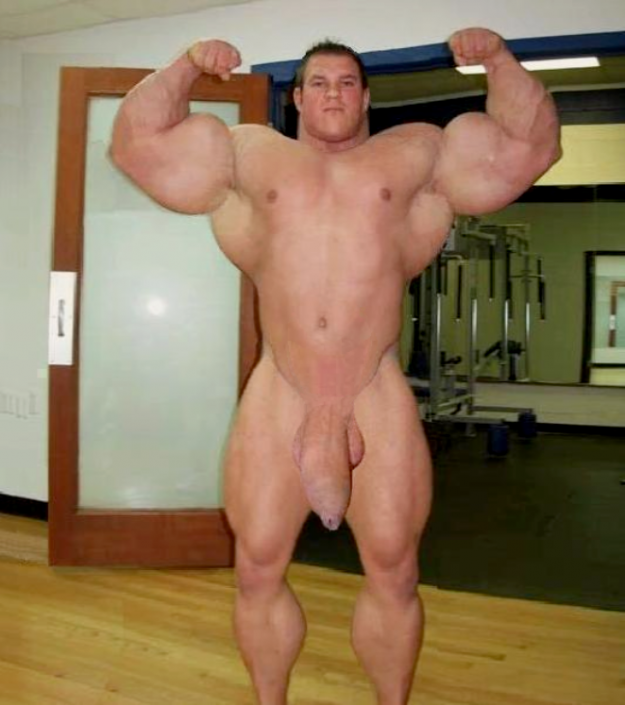 Private muscle show!