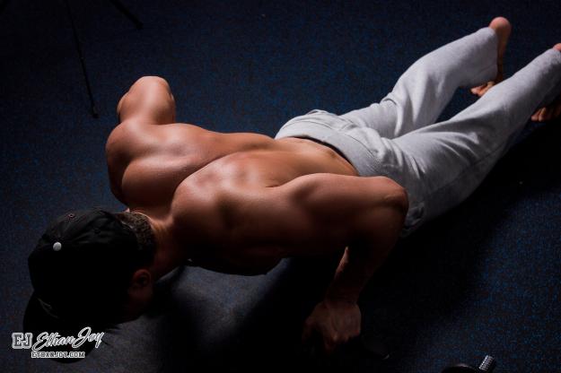 sexy pushups