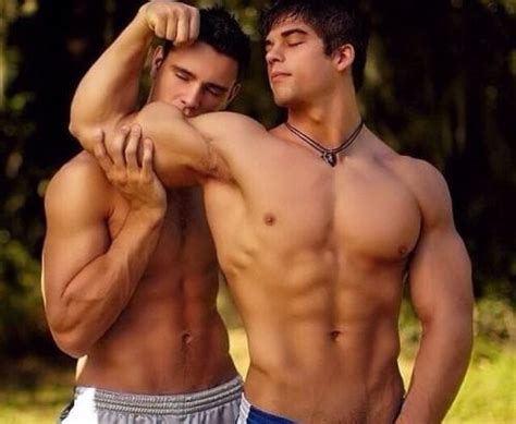 MEN: BICEP WORSHIP