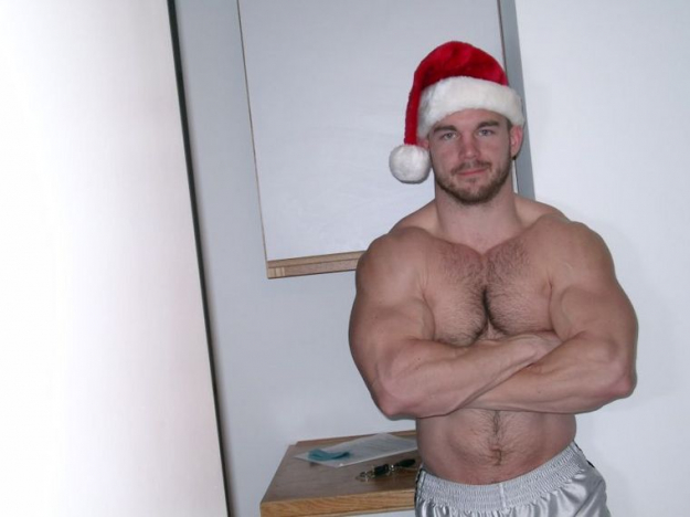 CHRISTMAS MUSCLEMEN.