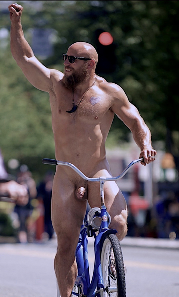 Nude cyclist in public