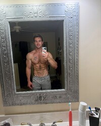 photo-thumb