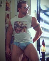 photo-thumb