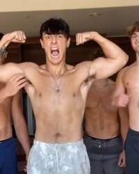 photo-thumb