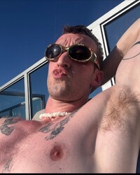 photo-thumb