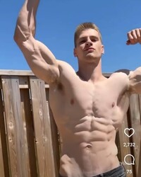 photo-thumb