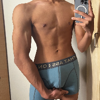 giantmusclehunk's Avatar