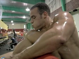 James Ewen bodybuilder gym workout