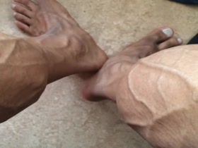huge muscle feet