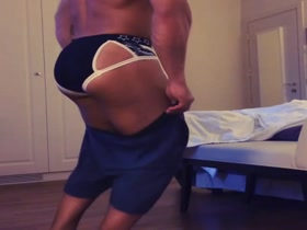 huge muscle butt