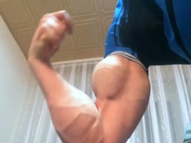 Lovin' Those Biceps!