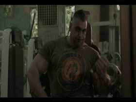 Iraq bodybuilder Salah Hussein 4