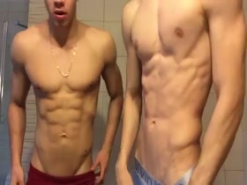 Fitness models Ovi and Vlad abs competition