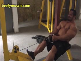 Massive bodybuilder shirtless workout!