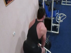 muscle man in gym