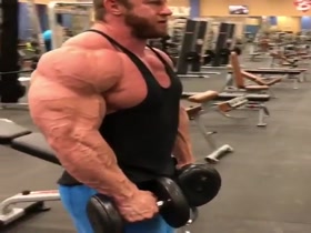 Amazing Muscle Man