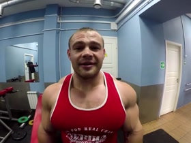 Alexey Lesukov Trains Pecs & Biceps in 2018