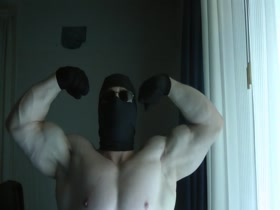 NinjaTyler - 16 years old Bodybuilder Flexing