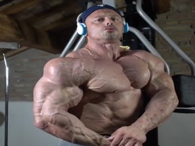Massive and Vascular Pecs and Arms