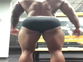 Dancing Legs and Huge Muscle Butt