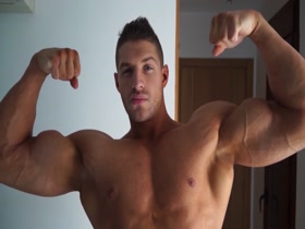 Superman Biceps