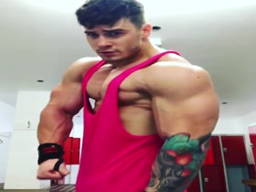 Owen Harrison - Super hot young muscle hunk