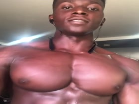 He is Mr. Flex Nigeria - and a total hottie!