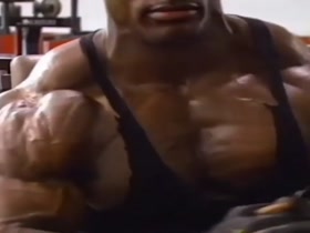 Ronnie Coleman - legendary muscles