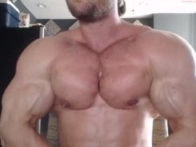 Massive Muscle Pecs and Juicy Suckable Nipples