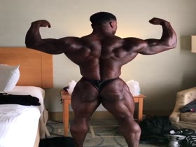 Damm! Jaw Dropping Muscle Butt
