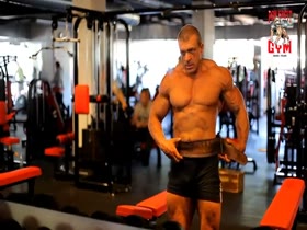 Muscle daddy Andrzej Rak 1