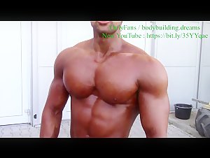 Andrew's junior athlets flexin' area