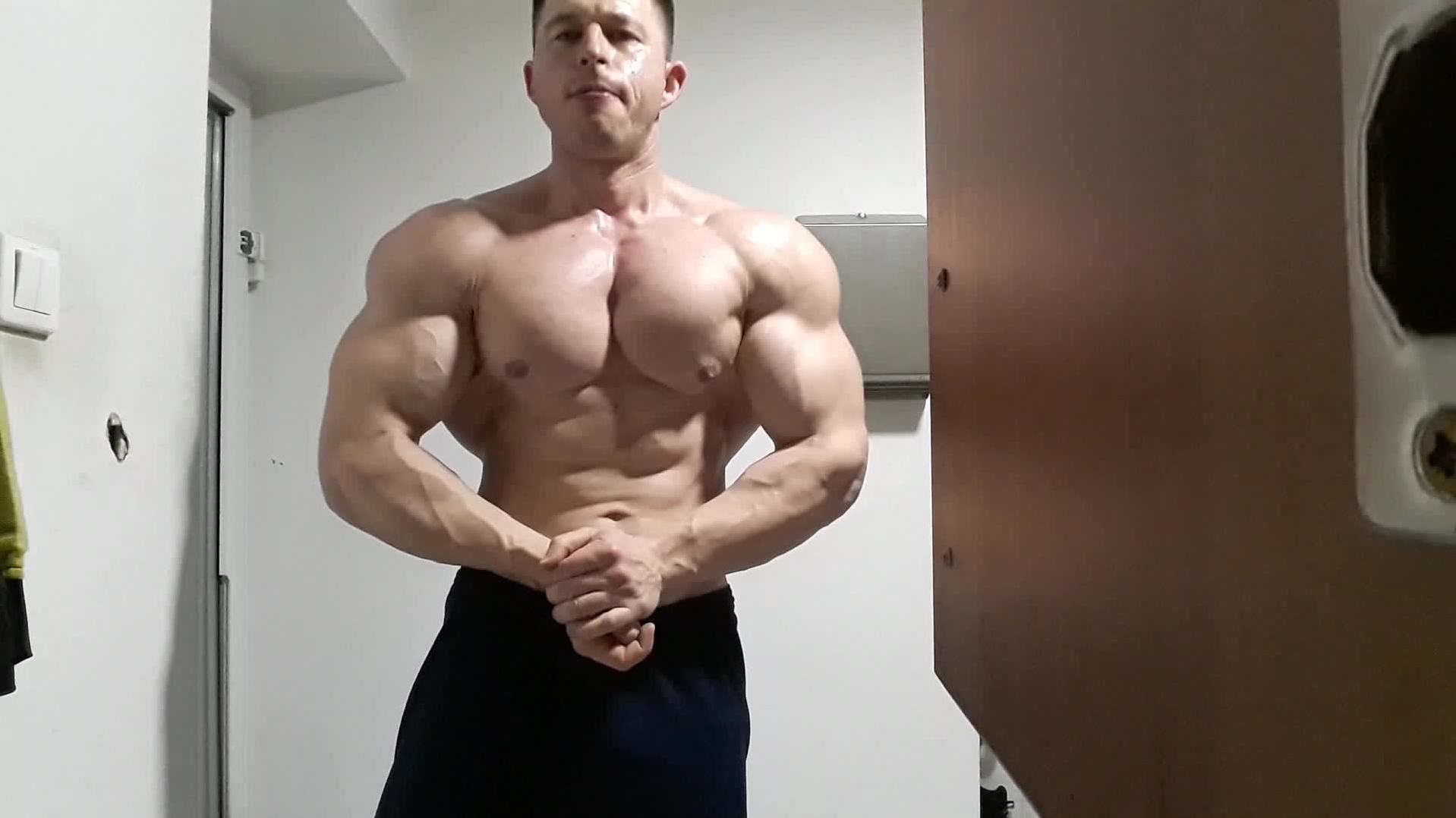 Biceptoris ❤️ Best adult photos at gayporn.id