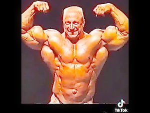 Ultra Muscular Markus Ruhl