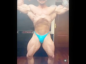 Hot bodybuilder Valerio Monsignore
