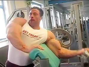 Eddie Moyzan Gym & Biceps