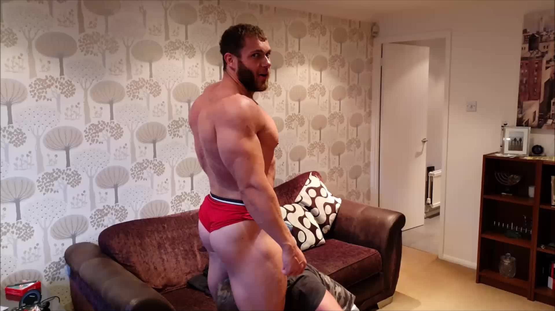 Big Connor - MyMusclevideo.com